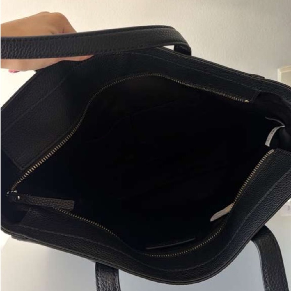 Marc Jacobs Black Pebbled Leather Tote Bag Zip Top Large Shoulder Authentic NWT - Picture 6 of 6